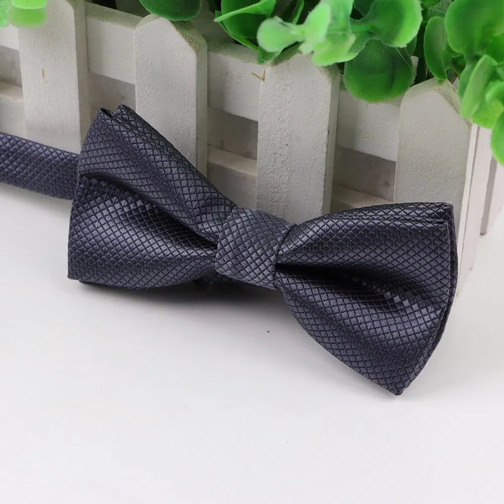 Polyester Pet Bowtie Classic Solid Color