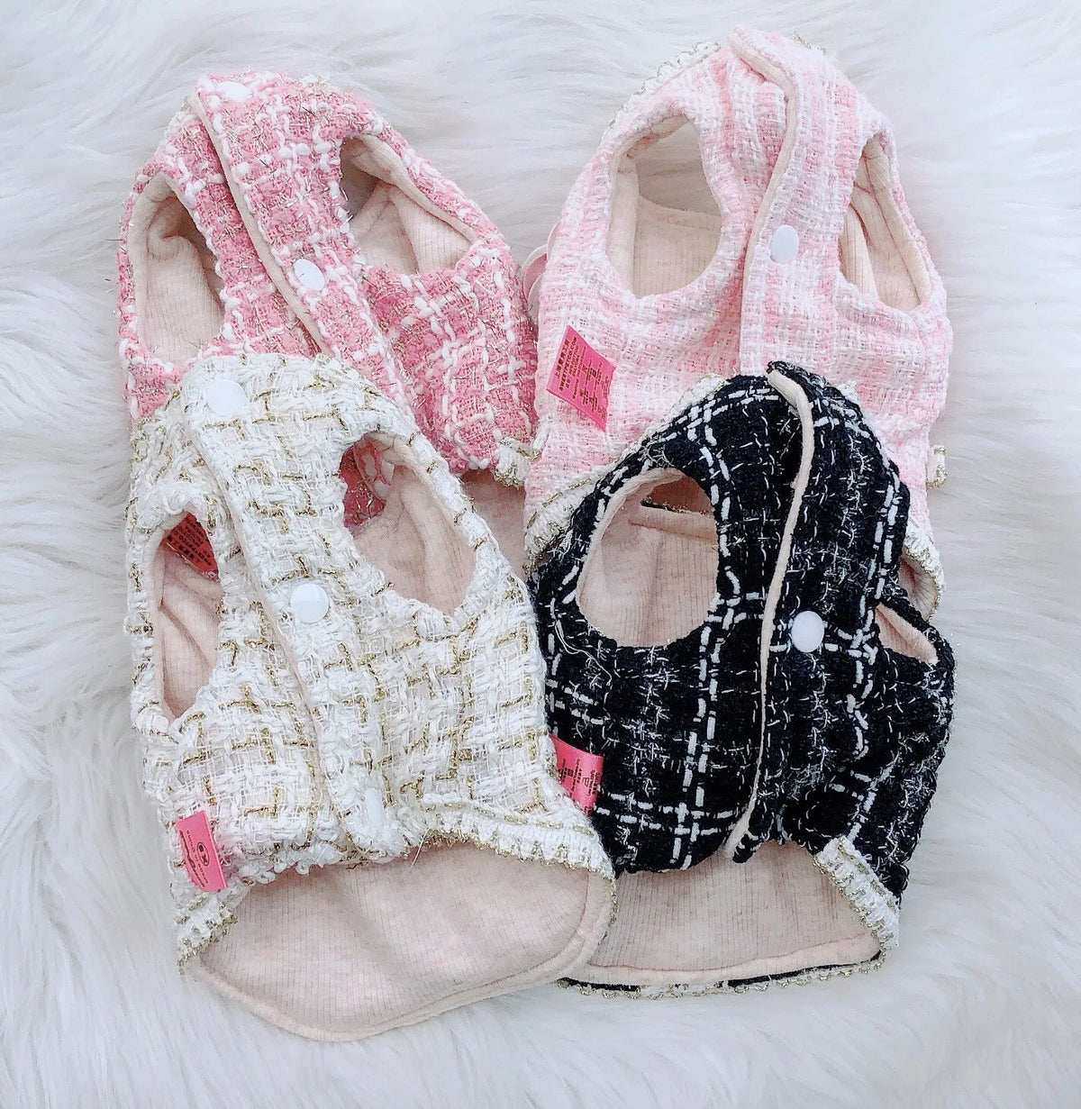 Sweet Petco Bordered Fragrant Short Vest Coat